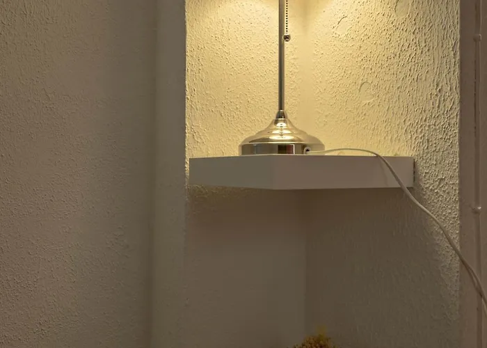 Videoprojecteur - A Pied - Centre - Balcon דירה